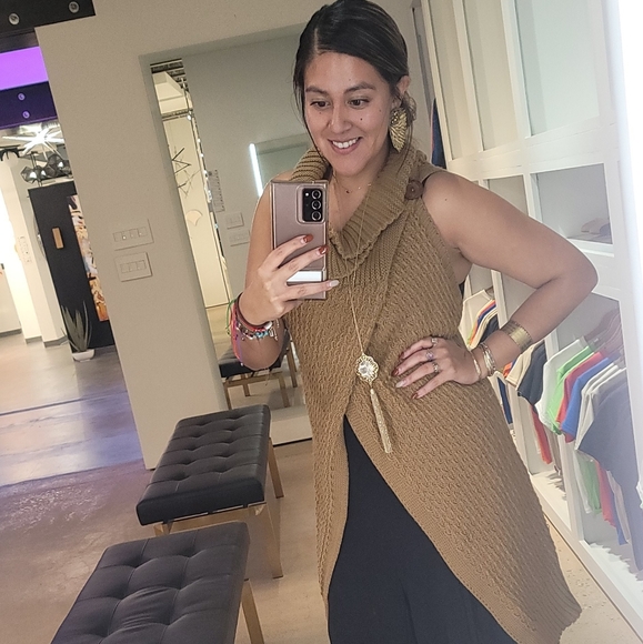 Meet Alexandra Owner of amazing Unique Finds - Picture 3 of 10